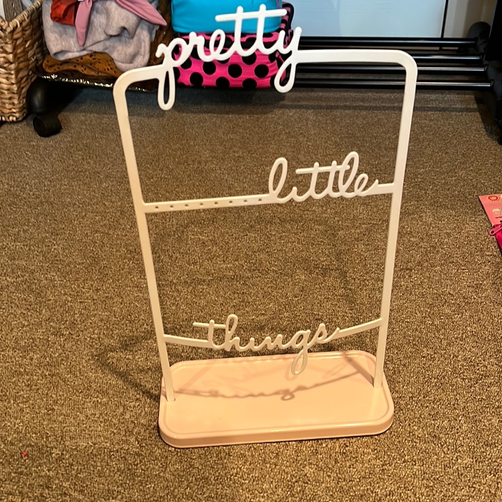 jewelry holder
